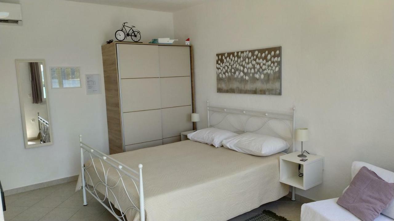 Studio Apartment Luce Marina Luaran gambar